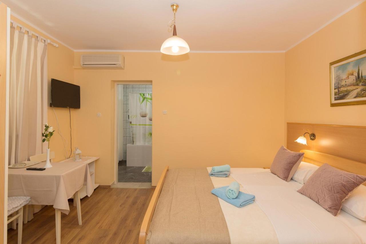 메덜린 Bed & Breakfast Palma B&B 외부 사진