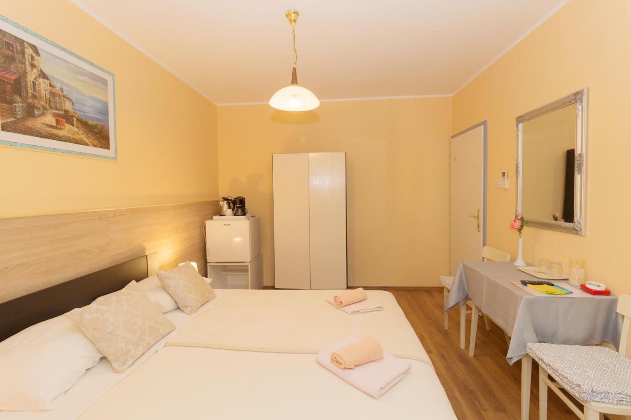메덜린 Bed & Breakfast Palma B&B 외부 사진